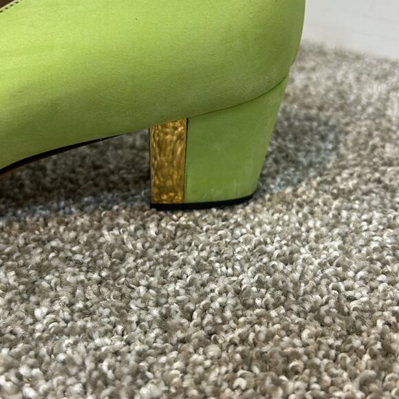St. John Suede Leather Heels - Women's Size 7 Green - Picture 4 of 10